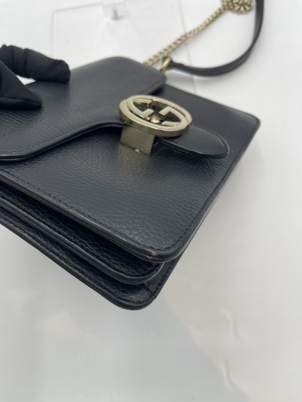 Gucci Interlocking Chain Shoulder - Picture 2 of 14